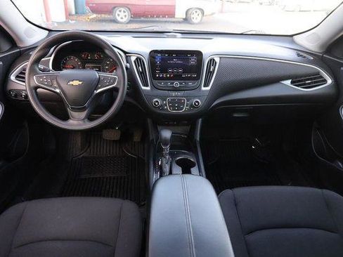 Used 2023 Chevrolet Malibu LT image 20