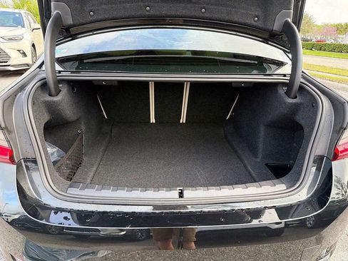 New 2025 BMW 330i Sedan w/ Convenience Package RWD image 12