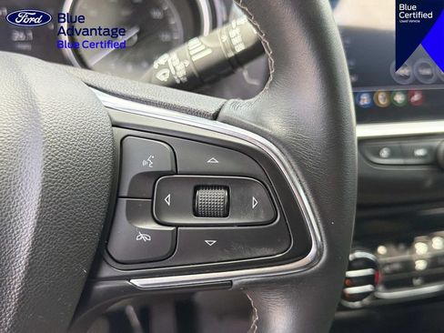 Used 2023 Buick Encore GX Select w/ Sport Touring Package FWD image 22