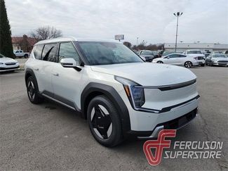 New 2026 Kia EV9 Wind video 1