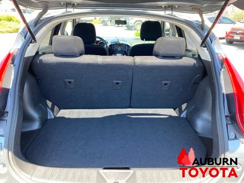 Used 2011 Nissan Juke SV FWD image 11