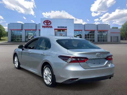 Certified 2023 Toyota Camry LE FWD image 6