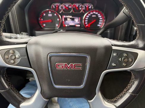 Used 2015 GMC Sierra 1500 SLE w/ SLE Value Package image 16