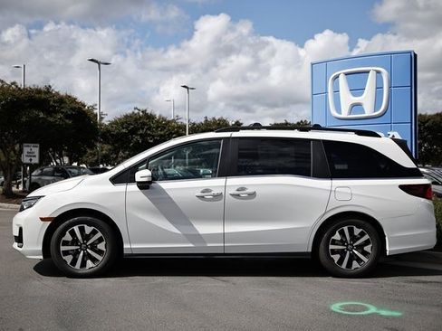 New 2026 Honda Odyssey EX-L image 5