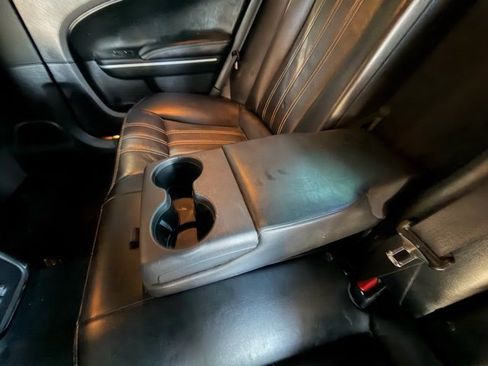 Used 2022 Chrysler 300 S image 17