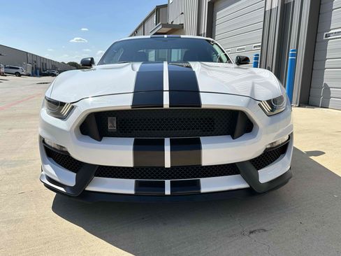 Used 2019 Ford Mustang Shelby GT350 w/ Technology Package RWD image 13