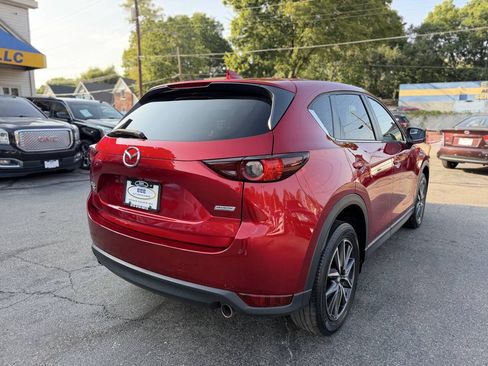 Used 2018 MAZDA CX-5 Touring w/ Preferred Equipment Package AWD/4WD image 8