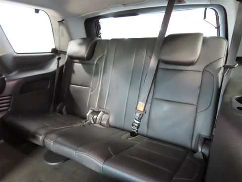 Used 2018 Chevrolet Tahoe Premier AWD/4WD image 36