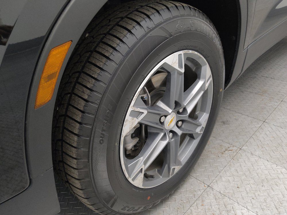 Used 2025 Chevrolet Blazer LT FWD image 31