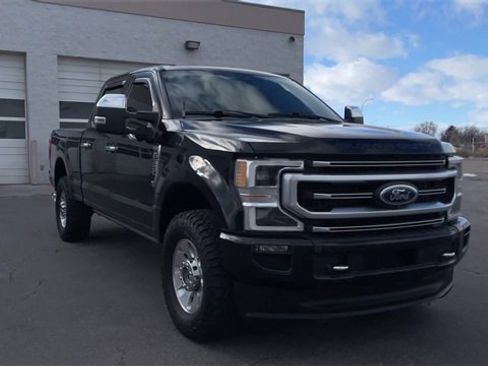 Used 2022 Ford F350 Platinum image 4