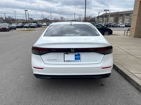 Used 2023 Honda Accord LX image 3