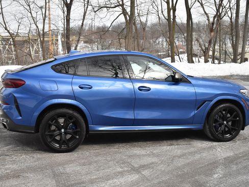 Used 2020 BMW X6 M50i image 9