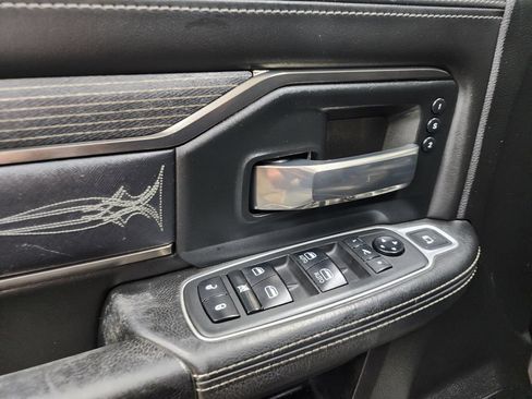 Used 2019 RAM 3500 Limited AWD/4WD image 10