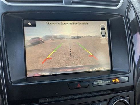 Used 2016 Ford Explorer XLT w/ Equipment Group 201A image 13