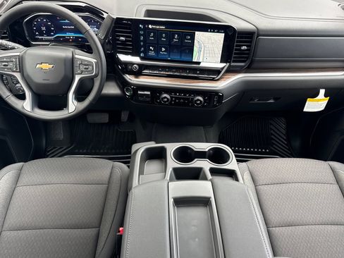 New 2025 Chevrolet Silverado 1500 LT image 13