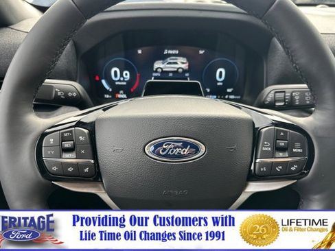 New 2026 Ford Explorer Platinum image 25