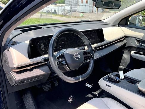 Used 2023 Nissan Ariya FWD image 5