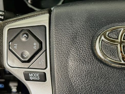 Used 2019 Toyota Tundra SR5 RWD image 11