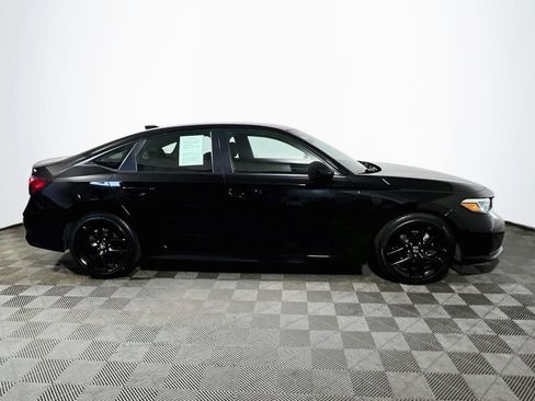 Used 2025 Honda Civic Sport image 8