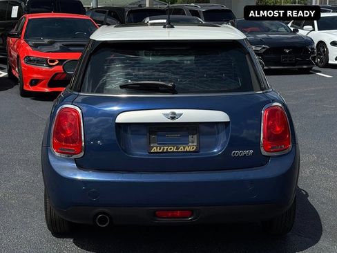 Used 2015 MINI Cooper 4-Door Hardtop FWD image 6