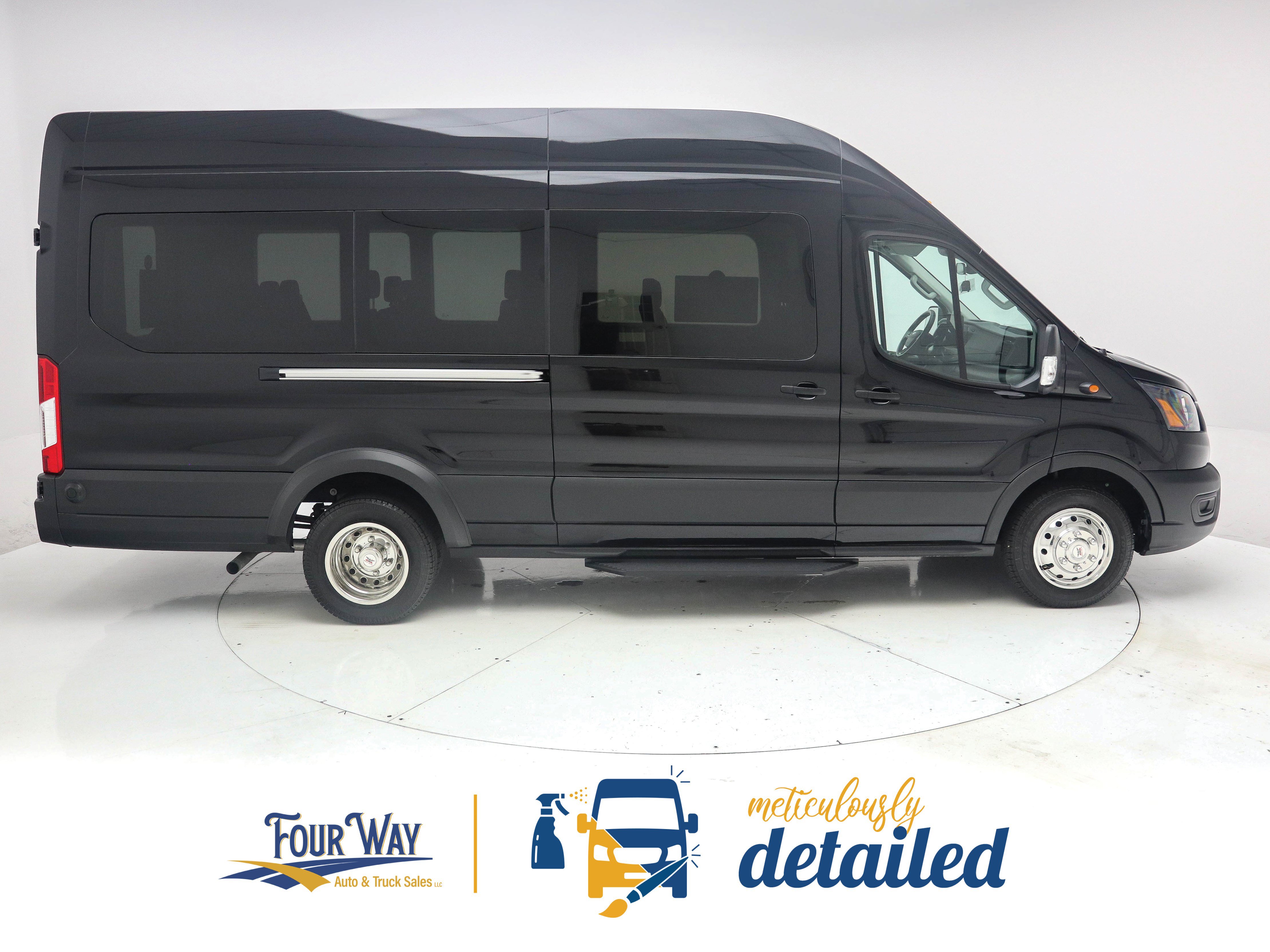 Used 2023 Ford Transit 350 XL RWD image 2