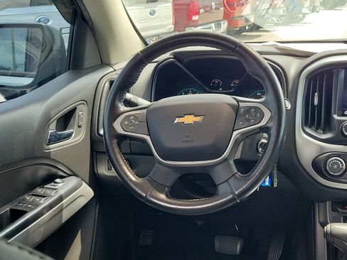 Used 2021 Chevrolet Colorado LT w/ LT Convenience Package RWD image 13