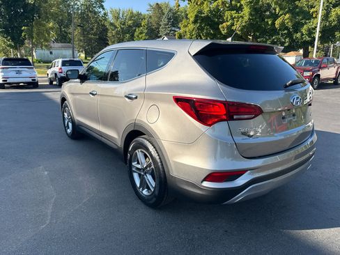 Used 2018 Hyundai Santa Fe Sport image 5