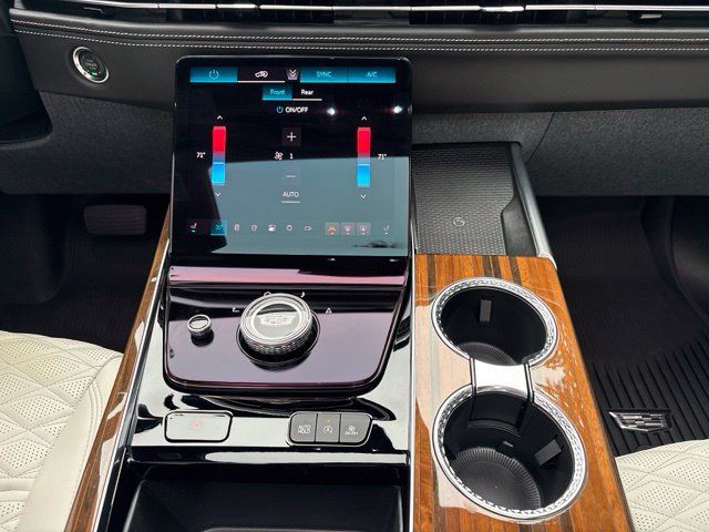 Certified 2025 Cadillac Escalade Sport Platinum w/ LPO, ONYX Package AWD/4WD image 27