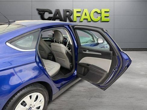 Used 2014 Ford Fusion S FWD image 19