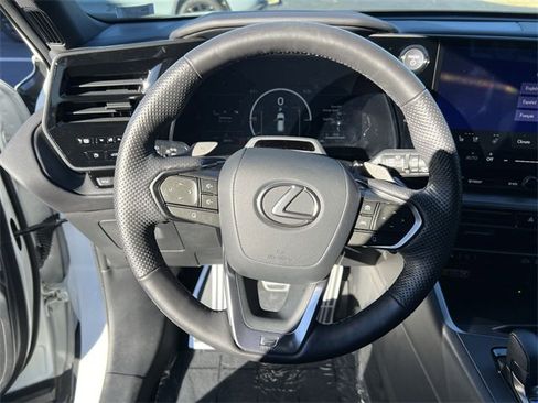 Used 2024 Lexus TX 500h AWD image 12