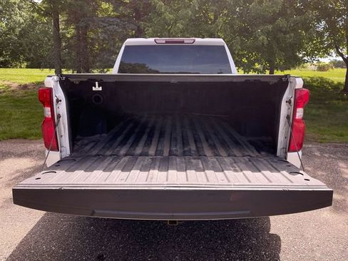 Used 2022 Chevrolet Silverado 1500 RST AWD/4WD image 25