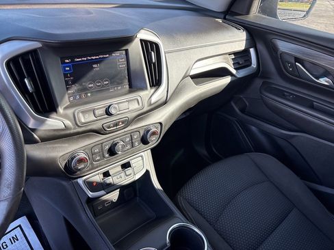 Used 2022 GMC Terrain SLE w/ Driver Convenience Package image 21