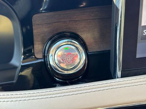 Used 2020 Lincoln Corsair Reserve w/ Equipment Group 201A image 42