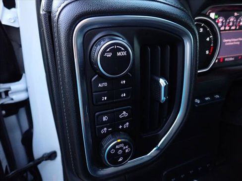 Used 2022 Chevrolet Silverado 2500 High Country w/ Z71 Off-Road Package AWD/4WD image 19