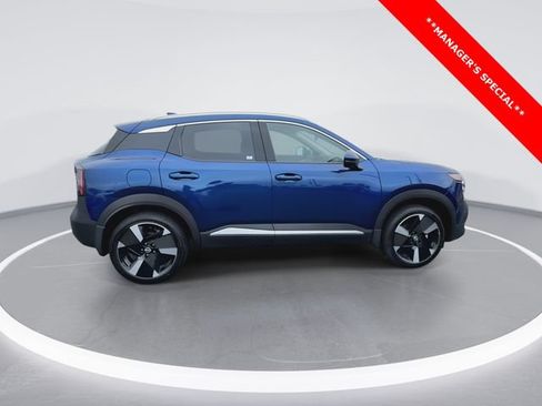 New 2025 Nissan Kicks SR w/ SR Premium Package AWD/4WD image 9
