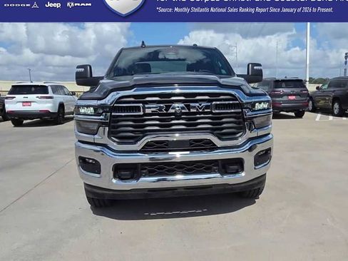 Used 2026 RAM 2500 Big Horn AWD/4WD image 3
