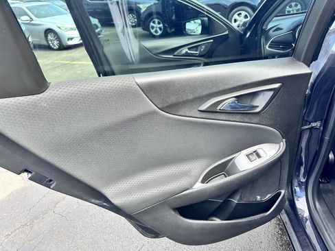 Used 2022 Chevrolet Malibu LS image 22