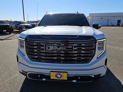 Used 2024 GMC Sierra 1500 Denali Ultimate image 8