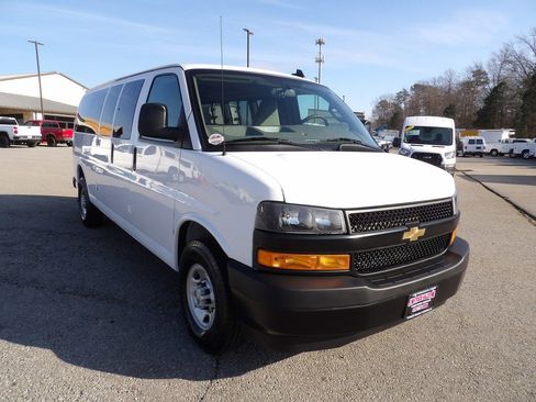 Used 2024 Chevrolet Express 3500 LS image 11