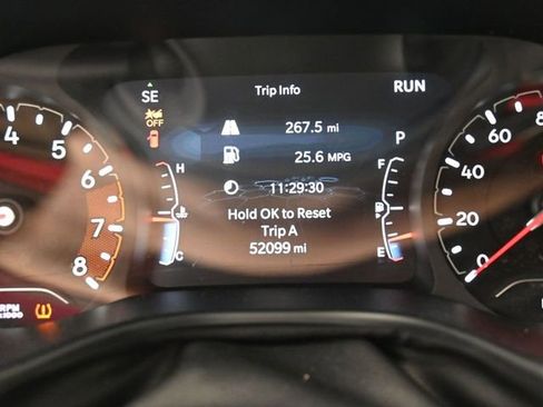 Used 2024 Jeep Compass Limited image 33