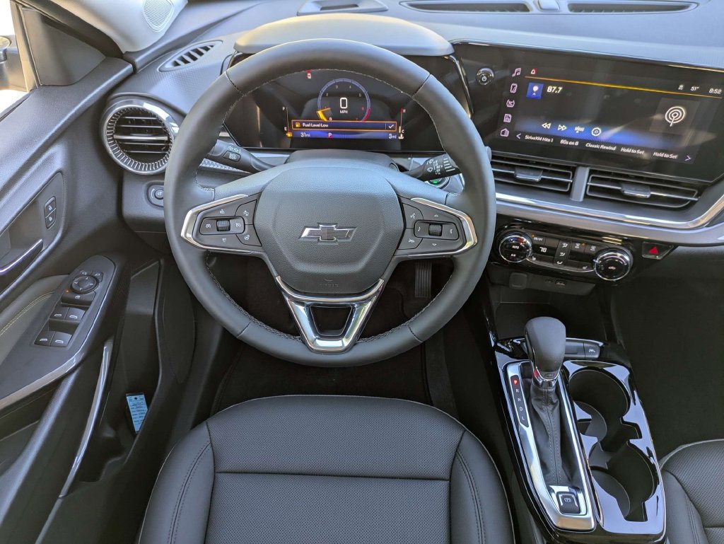 New 2026 Chevrolet Trax ACTIV w/ Driver Confidence Package FWD image 18
