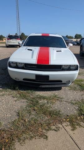 Used 2013 Dodge Challenger SXT RWD image 5