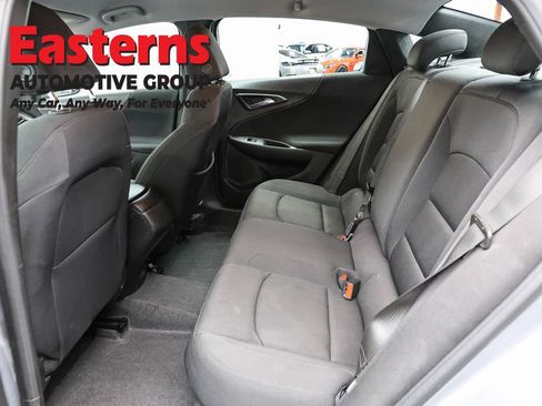 Used 2024 Chevrolet Malibu LS FWD image 20
