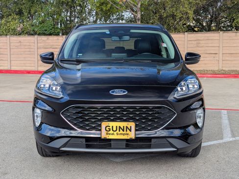 Used 2020 Ford Escape Titanium image 8