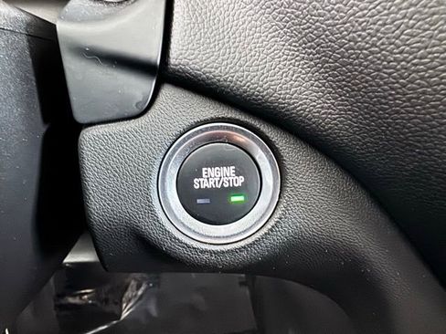 Certified 2024 Chevrolet Equinox LT image 29