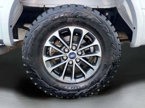 Used 2018 Ford F150 XLT w/ Equipment Group 302A Luxury image 40