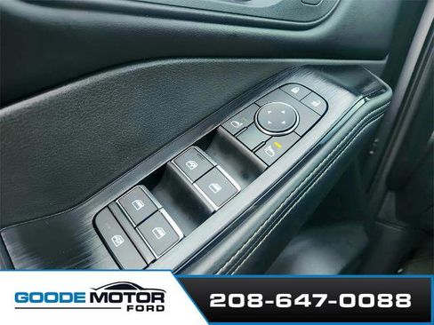 Used 2023 Nissan Rogue SL image 20