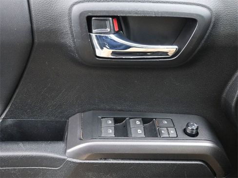 Used 2021 Toyota Tacoma TRD Sport image 24