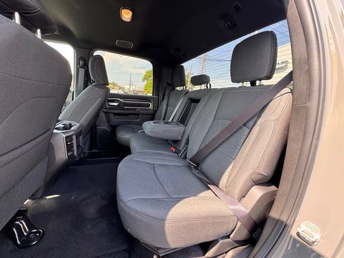 New 2026 RAM 2500 Big Horn AWD/4WD image 15
