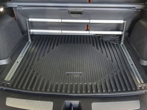 Used 2024 Cadillac XT5 Sportv AWD/4WD image 32